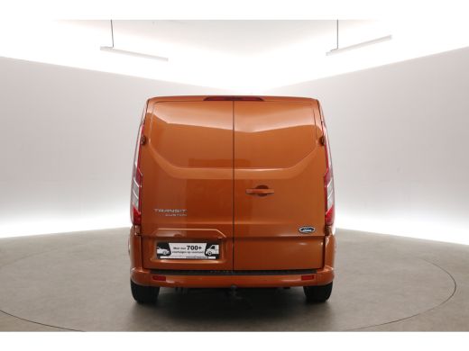 Ford Transit Custom 2.0 TDCI L2H1 185PK Sport | Automaat | Airco | Cruise | Camera | 3 Zits | Carplay | Trekhaak ActivLease financial lease