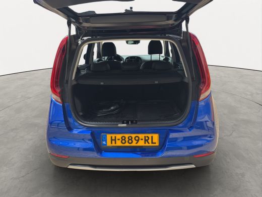 Kia e-Soul ExecutiveLine 64 kWh | Stoelverwarming + koeling | Achterbank verwarmd | Premium audio | Achterui... ActivLease financial lease