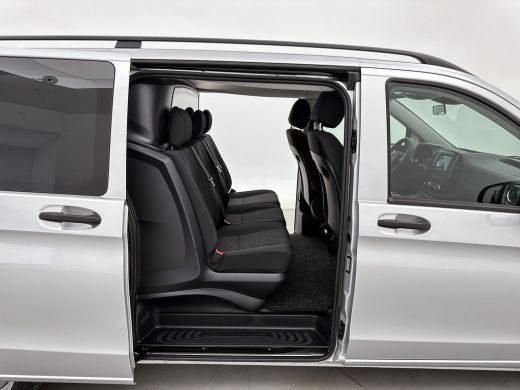 Mercedes-Benz eVito Extra Lang 66 kWh DC 5 persoons 266km WLTP Schuifdeur L+R Camera Navigatie Camera Dubbele cabine ActivLease financial lease