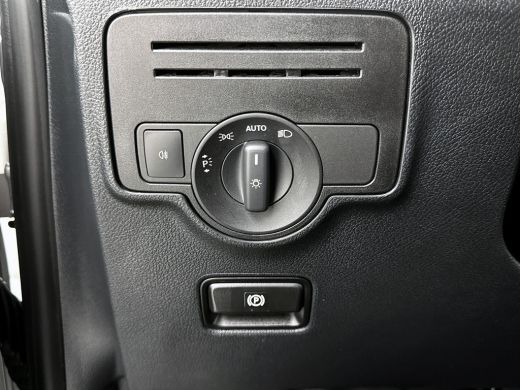 Mercedes-Benz eVito Extra Lang 66 kWh DC 5 persoons 266km WLTP Schuifdeur L+R Camera Navigatie Camera Dubbele cabine ActivLease financial lease