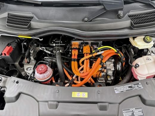 Mercedes-Benz eVito Extra Lang 66 kWh DC 5 persoons 266km WLTP Schuifdeur L+R Camera Navigatie Camera Dubbele cabine ActivLease financial lease