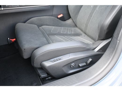 Opel Astra 1.6 Turbo Plug In Hybrid Ultimate | Schuif-/Kanteldak | Massage | Elektr. Stoelen | LED-Matrix | ... ActivLease financial lease