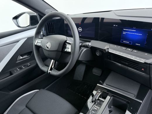 Opel Astra Business Edition | ND | 11 kW boordlader (3-fase) | Achteruitrijcamera | Adaptive Cruise Control ActivLease financial lease
