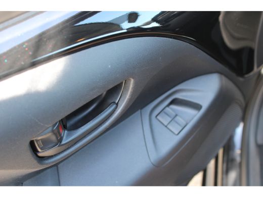 Peugeot 108 1.0 e-VTi Active | Airconditioning | Bluetooth | Mistlampen | Extra getinte ramen | NL auto | 42... ActivLease financial lease