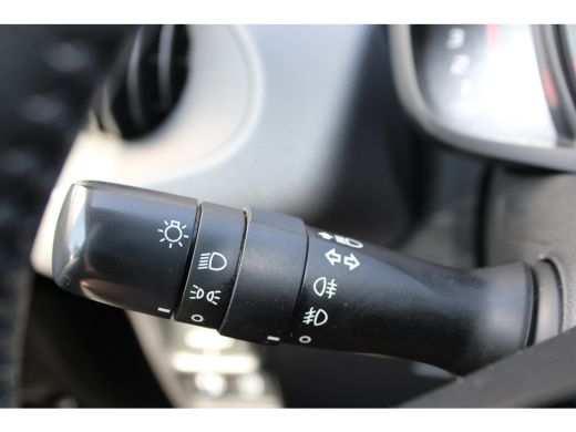 Peugeot 108 1.0 e-VTi Active | Airconditioning | Bluetooth | Mistlampen | Extra getinte ramen | NL auto | 42... ActivLease financial lease