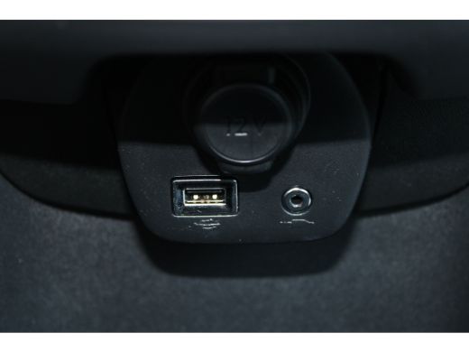 Peugeot 108 1.0 e-VTi Active | Airconditioning | Bluetooth | Mistlampen | Extra getinte ramen | NL auto | 42... ActivLease financial lease
