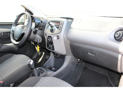 Peugeot 108 1.0 e-VTi Active | Airconditioning | Bluetooth | Mistlampen | Extra getinte ramen | NL auto | 42... ActivLease financial lease