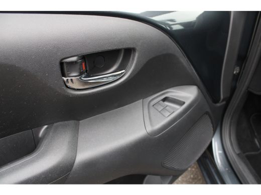 Peugeot 108 1.0 e-VTi Allure | Navi by app | Camera | Climate control | Apple carplay | Lichtmetaal | LED | M... ActivLease financial lease