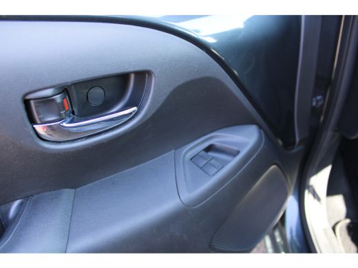 Peugeot 108 1.0 e-VTi Allure | Navi by app | Camera | Climate control | Lichtmetaal | Bluetooth | ActivLease financial lease