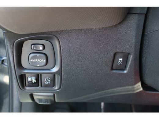 Peugeot 108 1.0 e-VTi Allure | Navi by app | Camera | Climate control | Lichtmetaal | Bluetooth | ActivLease financial lease