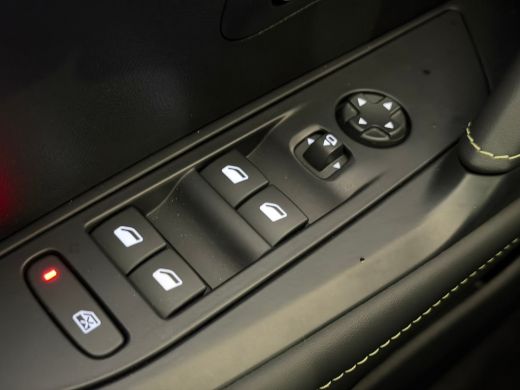 Peugeot 208 GT Hybrid 110 e-DCS6 Navigatie | Adaptive Cruise | Camera | Apple Carplay/Android Auto | | Adapti... ActivLease financial lease