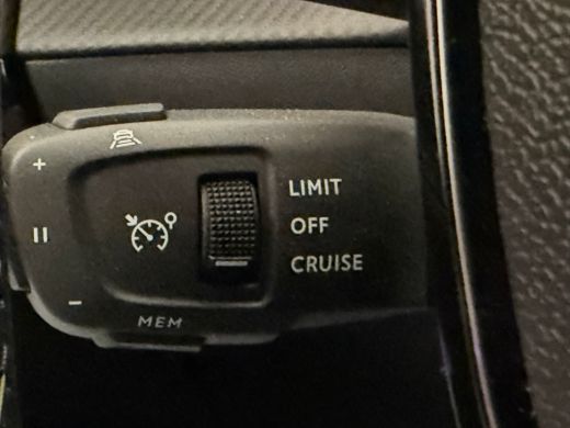 Peugeot 208 GT Hybrid 110 e-DCS6 Navigatie | Adaptive Cruise | Camera | Apple Carplay/Android Auto | | Adapti... ActivLease financial lease