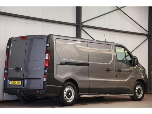 Renault Trafic 1.6 dCi T29 L2H1 LANG AIRCO TREKHAAK ActivLease financial lease
