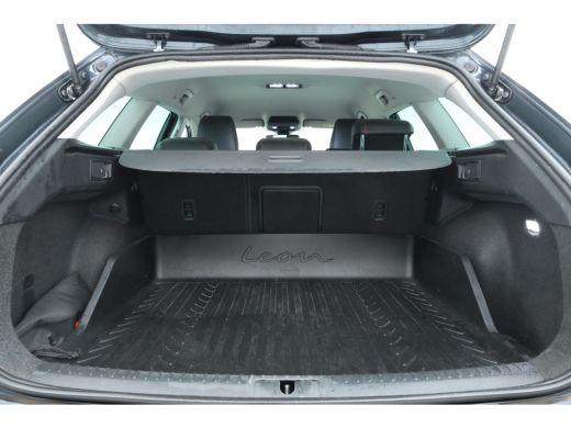 Seat Leon Sportstourer 1.4 TSI eHybrid PHEV FR Business Intense Automaat, Digital Dash, Adaptieve Cruise ActivLease financial lease