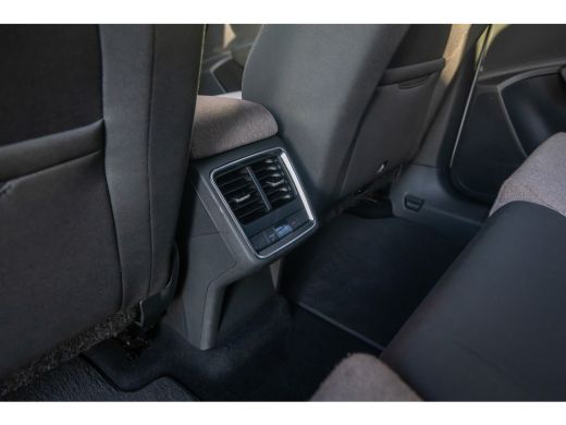Skoda Enyaq iV 60 First Edition | Cruise adaptief | Memory | Matrix LED | Stuur+stoel verwarming | Keyless | Dod... ActivLease financial lease