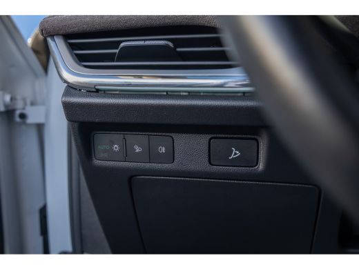 Skoda Enyaq iV 60 First Edition | Cruise adaptief | Memory | Matrix LED | Stuur+stoel verwarming | Keyless | Dod... ActivLease financial lease