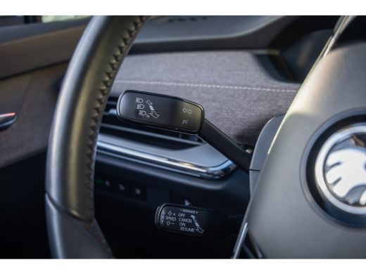 Skoda Enyaq iV 60 First Edition | Cruise adaptief | Memory | Matrix LED | Stuur+stoel verwarming | Keyless | Dod... ActivLease financial lease