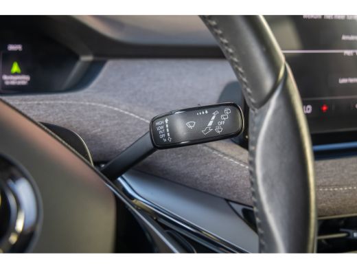 Skoda Enyaq iV 60 First Edition | Cruise adaptief | Memory | Matrix LED | Stuur+stoel verwarming | Keyless | Dod... ActivLease financial lease