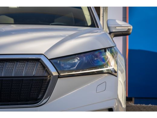 Skoda Enyaq iV 60 First Edition | Cruise adaptief | Memory | Matrix LED | Stuur+stoel verwarming | Keyless | Dod... ActivLease financial lease