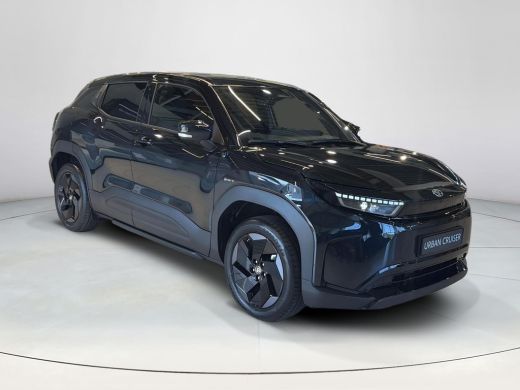 Toyota Urban Cruiser Dynamic 61 kWh ActivLease financial lease