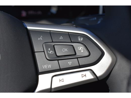 Volkswagen Golf Life Edition eHybrid | 'App-Connect' draadloze smartphone integratie | Achterbank in ongelijke de... ActivLease financial lease