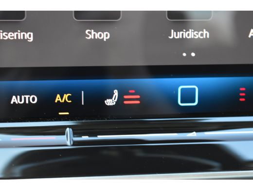 Volkswagen Golf Life Edition eHybrid | 'App-Connect' draadloze smartphone integratie | Achterbank in ongelijke de... ActivLease financial lease