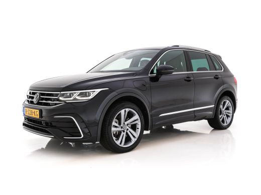Volkswagen Tiguan 1.4 TSI eHybrid R-Line Business+ (Plug-in) (INCL-BTW) Aut. *LEATHER-FABRIC | FULL-LED | ADAPTIVE-... ActivLease financial lease