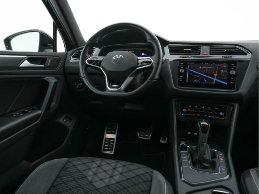 Volkswagen Tiguan 1.4 TSI eHybrid R-Line Business+ (Plug-in) (INCL-BTW) Aut. *LEATHER-FABRIC | FULL-LED | ADAPTIVE-... ActivLease financial lease