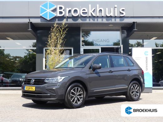 Volkswagen Tiguan 1.4 TSI eHybrid Life | TREKHAAK | CAMERA | ADAPTIVE CRUISE | DODEHOEKDETECTIE | STUUR+STOELVERWAR... ActivLease financial lease