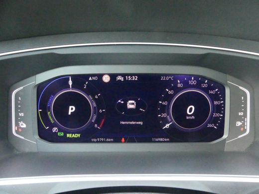 Volkswagen Tiguan 1.4 TSI eHybrid Life | TREKHAAK | CAMERA | ADAPTIVE CRUISE | DODEHOEKDETECTIE | STUUR+STOELVERWAR... ActivLease financial lease