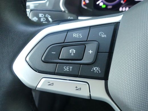 Volkswagen Tiguan 1.4 TSI eHybrid Life | TREKHAAK | CAMERA | ADAPTIVE CRUISE | DODEHOEKDETECTIE | STUUR+STOELVERWAR... ActivLease financial lease