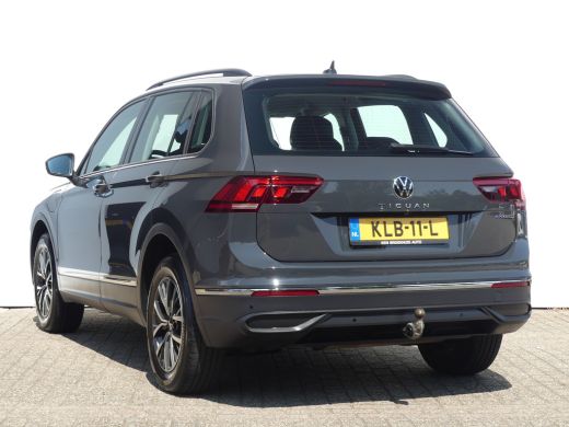 Volkswagen Tiguan 1.4 TSI eHybrid Life | TREKHAAK | CAMERA | ADAPTIVE CRUISE | DODEHOEKDETECTIE | STUUR+STOELVERWAR... ActivLease financial lease