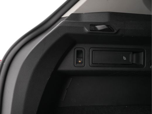 Volkswagen Tiguan 1.5 TSI Life Business Mild-Hybrid (INCL-BTW) Aut. *FULL-LED | ERGONOMIC-SPORTSEATS | KEYLESS | DA... ActivLease financial lease