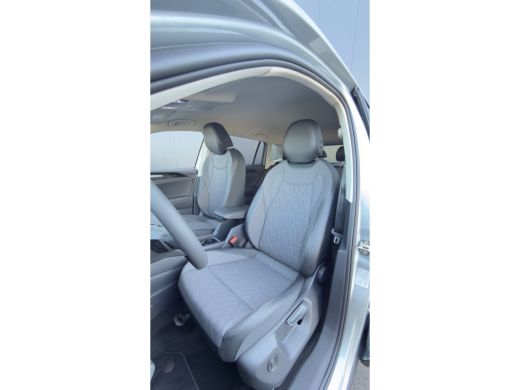 Volkswagen Tiguan Life Edition - eHybrid | Achterklep elektrisch bedienbaar incl. Easy Open & Close | Achteruitrijc... ActivLease financial lease