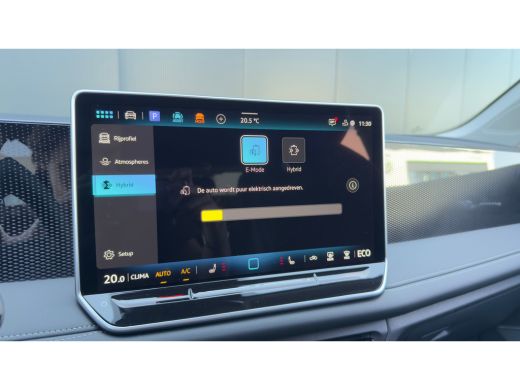Volkswagen Tiguan Life Edition - eHybrid | Achterklep elektrisch bedienbaar incl. Easy Open & Close | Achteruitrijc... ActivLease financial lease
