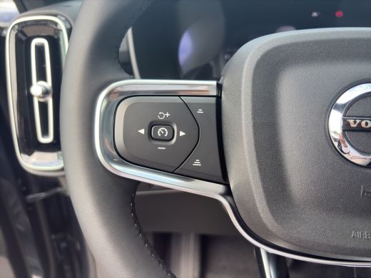 Volvo  EC40 175 kW Single Motor RWD Plus Dark | BLIS | Harman Kardon | Panoramadak | Keyless start / entry | ... ActivLease financial lease