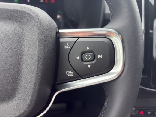 Volvo  EX40 185 kW Single Motor Extended Range RWD Plus Black Edition | BLIS | 360 Camera | Stoel + Stuur Ver... ActivLease financial lease