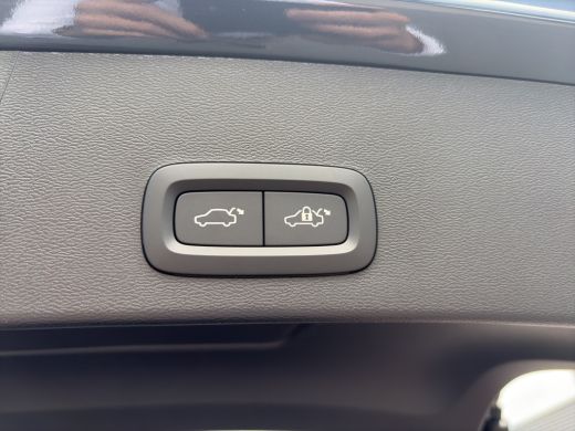 Volvo  EX40 185 kW Single Motor Extended Range RWD Plus Black Edition | BLIS | 360 Camera | Stoel + Stuur Ver... ActivLease financial lease