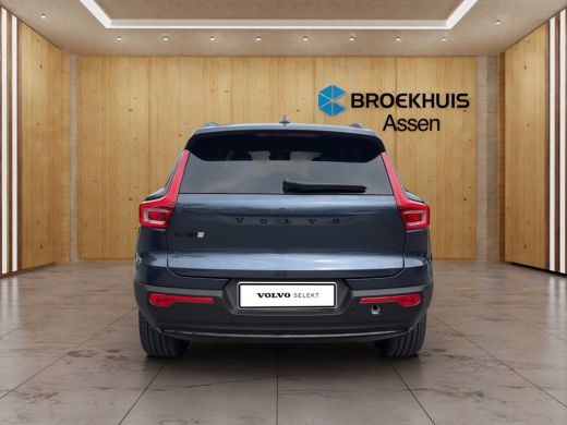 Volvo  EX40 185 kW Single Motor Extended Range RWD Plus Black Edition | BLIS | 360 Camera | Stoel + Stuur Ver... ActivLease financial lease