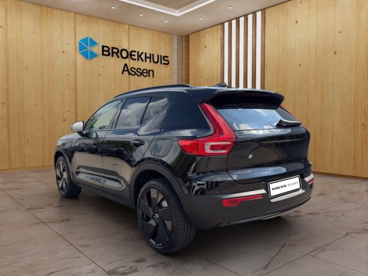 Volvo  EX40 185 kW Single Motor Extended Range RWD Plus Black Edition | BLIS | 360 Camera | Stoel + Stuur Ver... ActivLease financial lease