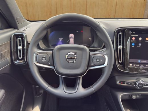 Volvo  EX40 185 kW Single Motor Extended Range RWD Plus Black Edition | BLIS | 360 Camera | Stoel + Stuur Ver... ActivLease financial lease