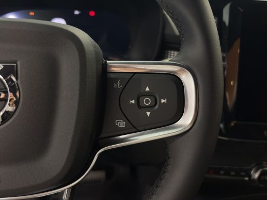 Volvo  EX40 Single Motor Extended Range Plus 82 kWh | BLIS | Elektrische Stoelen + Geheugen | Stoel + Stuur V... ActivLease financial lease