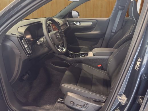 Volvo  EX40 Single Motor Extended Range Plus 82 kWh | BLIS | Elektrische Stoelen + Geheugen | Stoel + Stuur V... ActivLease financial lease