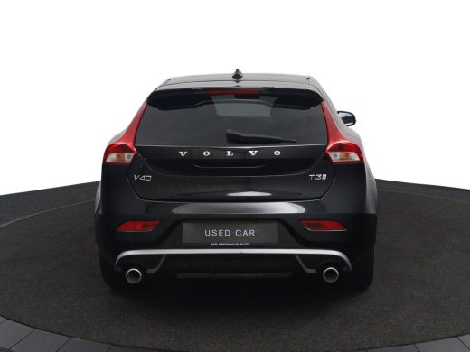 Volvo  V40 T3 Polar+ Sport | Panoramadak | Harman Kardon | Camera | Parkeersensoren voor en achter | Stoelve... ActivLease financial lease