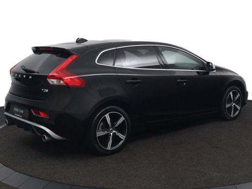 Volvo  V40 T3 Polar+ Sport | Panoramadak | Harman Kardon | Camera | Parkeersensoren voor en achter | Stoelve... ActivLease financial lease