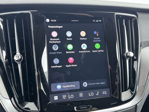 Volvo  V60 B3 Essential Edition | 17" | Leder | Google | BTW auto | Parkeercamera | Stoel/Stuurverwrming | P... ActivLease financial lease
