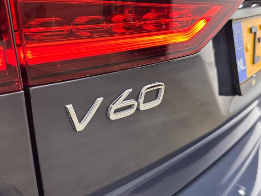 Volvo  V60 B3 Essential Edition | 17" | Leder | Google | BTW auto | Parkeercamera | Stoel/Stuurverwrming | P... ActivLease financial lease