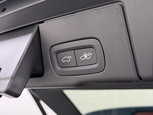 Volvo  XC60 2.0 T6 Plug-in hybrid AWD R-Design LUCHTVERING | 360 CAMERA | MEMORY | PANORAMADAK | HARMAN KARDO... ActivLease financial lease