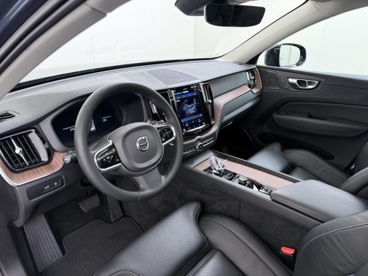 Volvo  XC60 2.0 T6 Plug-in hybrid AWD R-Design LUCHTVERING | 360 CAMERA | MEMORY | PANORAMADAK | HARMAN KARDO... ActivLease financial lease