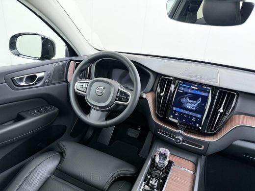 Volvo  XC60 2.0 T6 Plug-in hybrid AWD R-Design LUCHTVERING | 360 CAMERA | MEMORY | PANORAMADAK | HARMAN KARDO... ActivLease financial lease